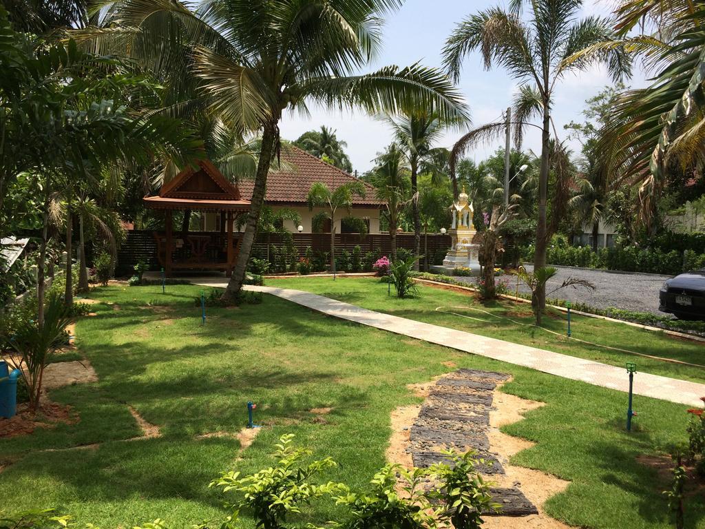 Happy Resort Phang Nga Natai Beach Kültér fotó